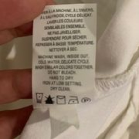 NEW Summer White Capris - Picture 6 of 6